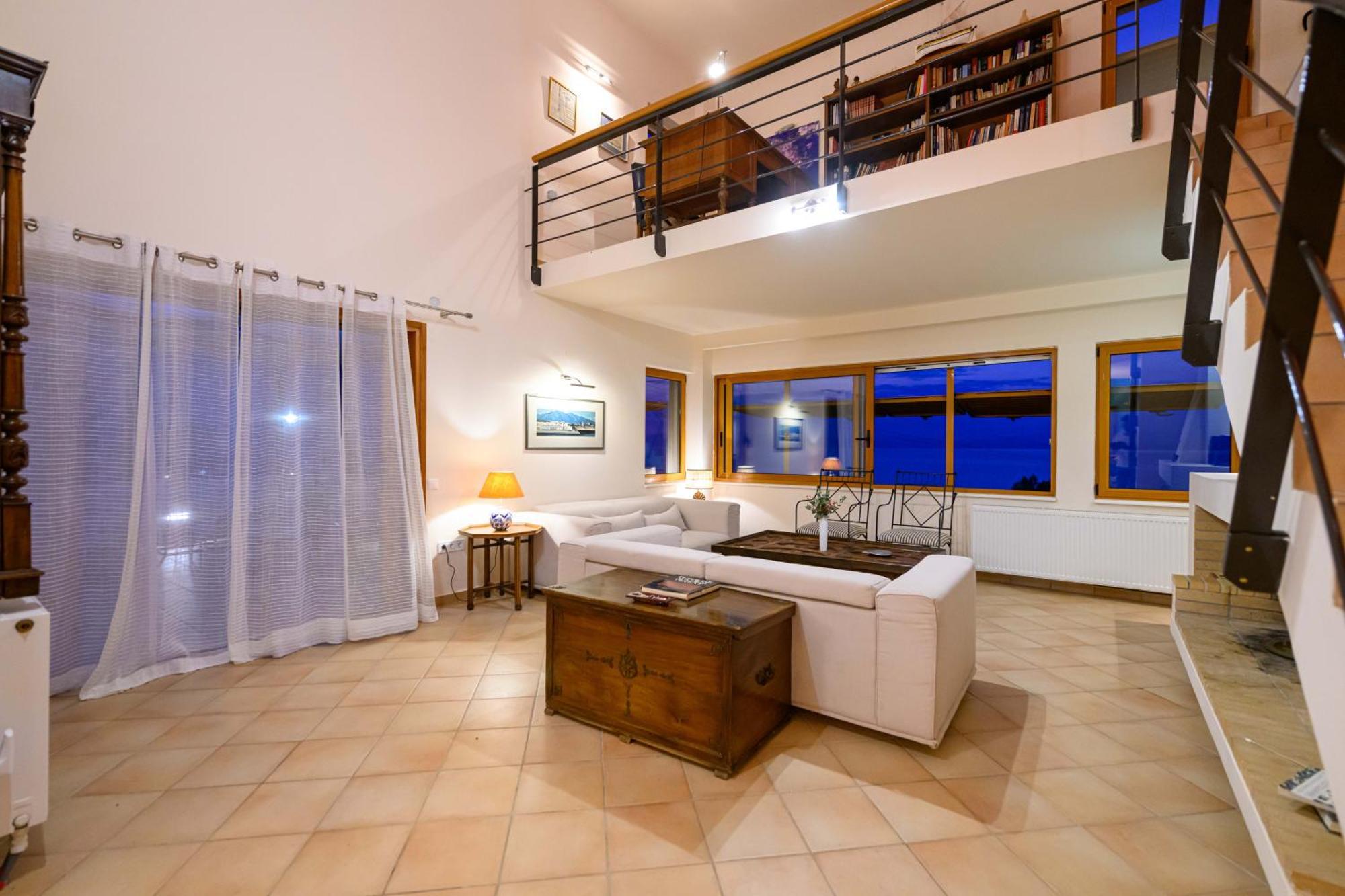 Mani Tower Villa Akrogiali Eksteriør bilde